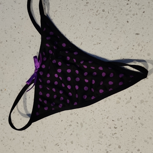 Size 34B corset with matching size MD panties - Picture 6 of 7